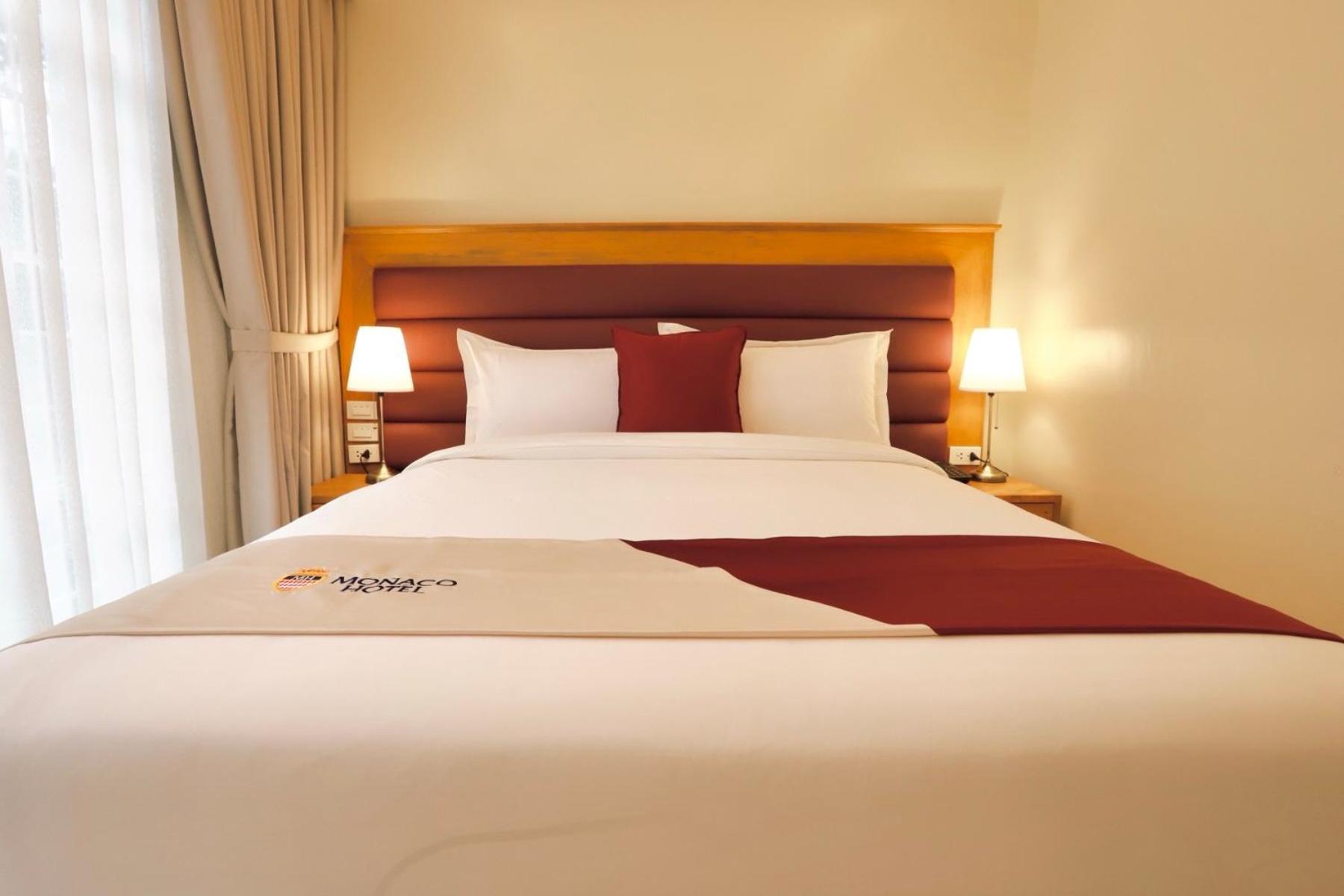 Monaco Hotel Taytay  ภายนอก รูปภาพ
