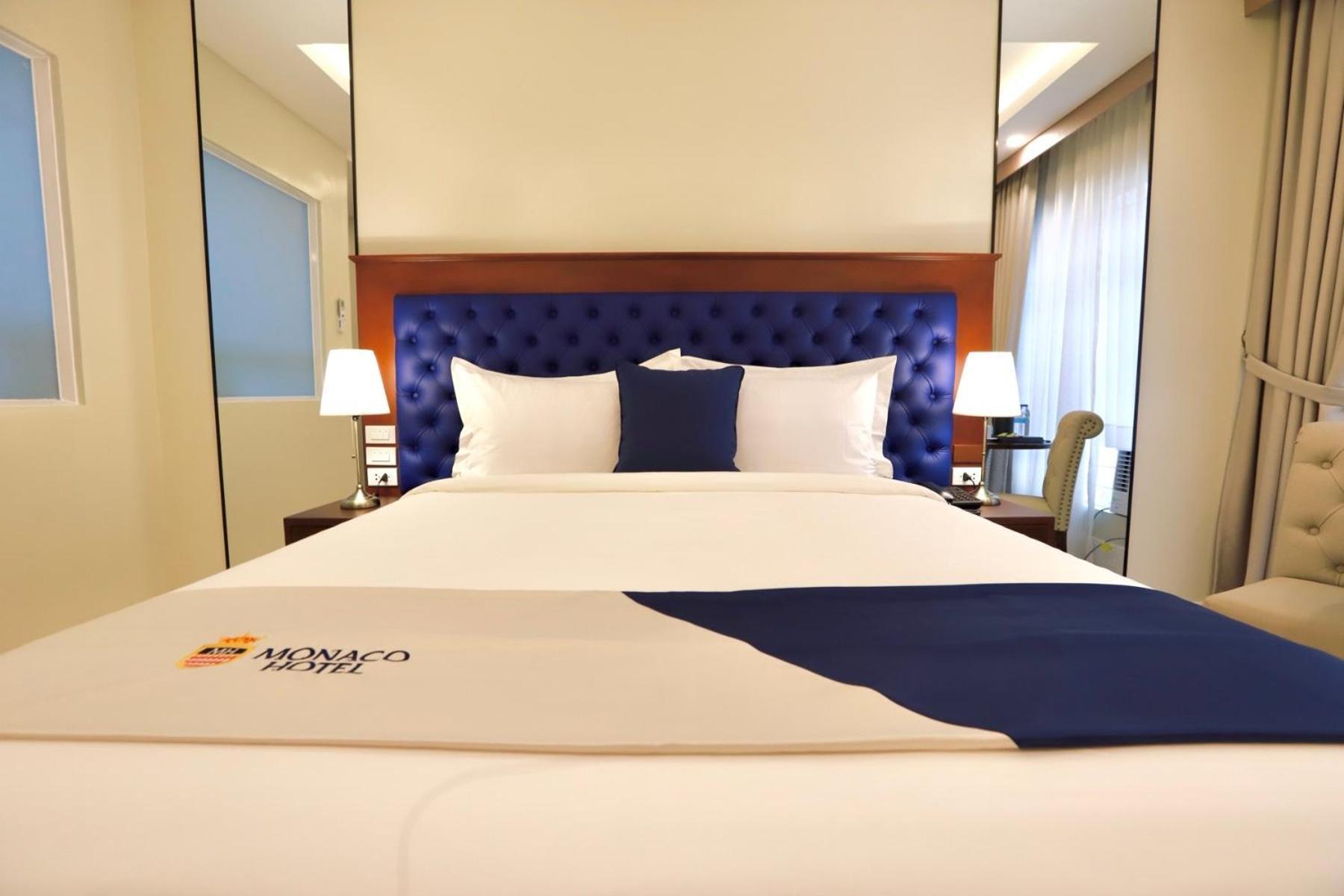 Monaco Hotel Taytay  ภายนอก รูปภาพ